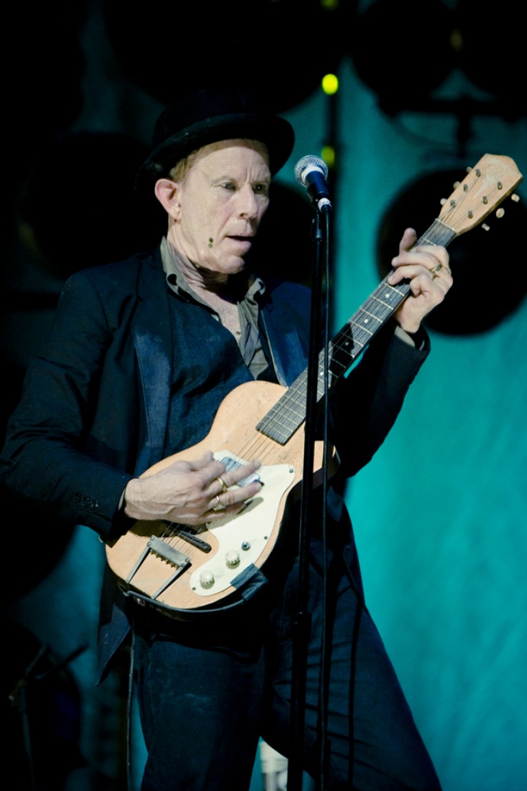 Tom Waits – Goin out west
