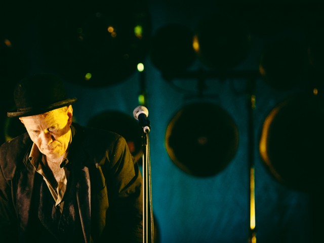 Tom Waits – Leaving the stage